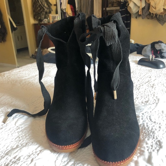 New Kate Spade Saunders Suede Booties - Picture 3 of 7